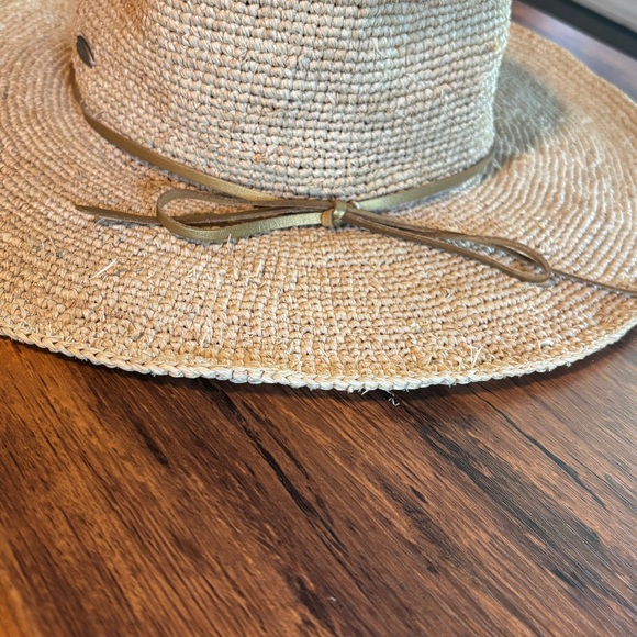 Scala Accessories - Scala Collezione Beige Woven Hat